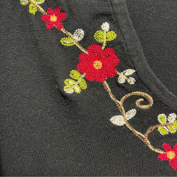 April Cornell • Embroidered Cotton Blend Long Sleeve Top Size M - Picture 5 of 6